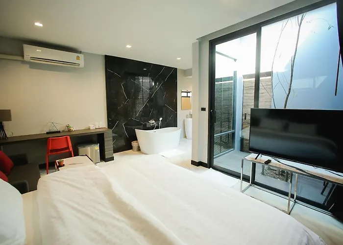 Hotel Grand Park *