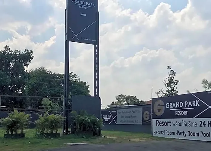 Grand Park *
