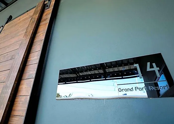 Grand Park *